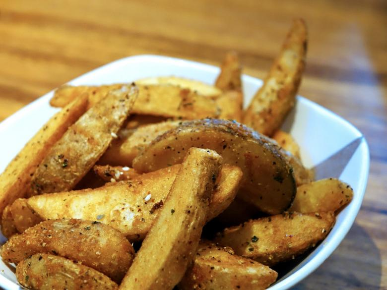 Air Fryer Potato Wedges
