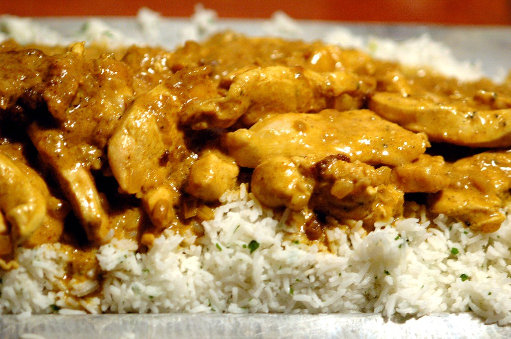 Creamy Chicken Curry Coconut served with rice